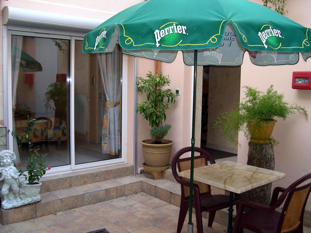 L'Ostalou Hotel Issoire Ngoại thất bức ảnh