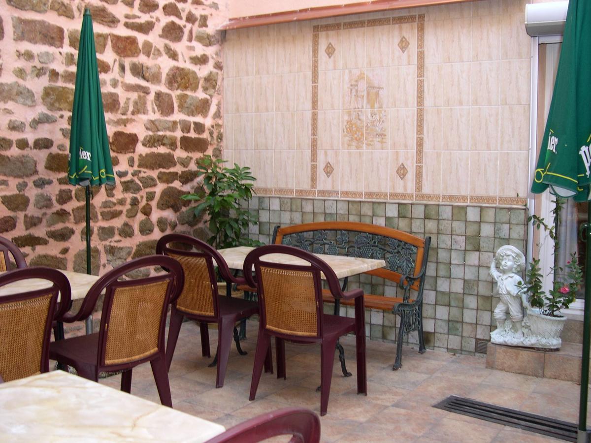 L'Ostalou Hotel Issoire Ngoại thất bức ảnh