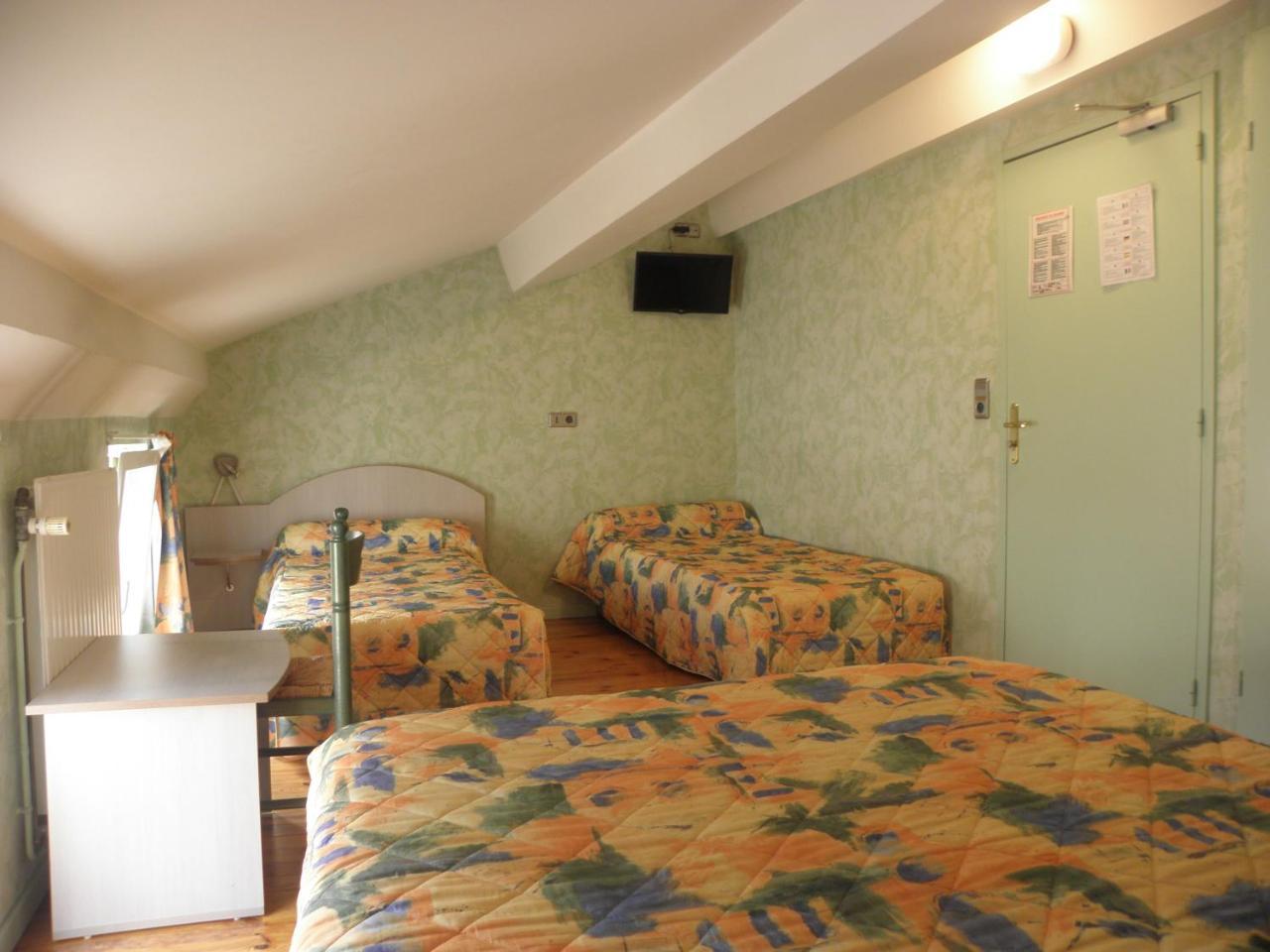 L'Ostalou Hotel Issoire Ngoại thất bức ảnh